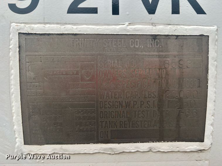 image for item DI7977 2003 Chevrolet C7500  propane delivery truck