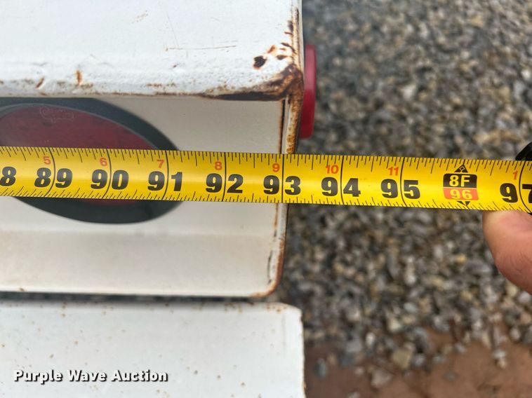 image for item DI7977 2003 Chevrolet C7500  propane delivery truck