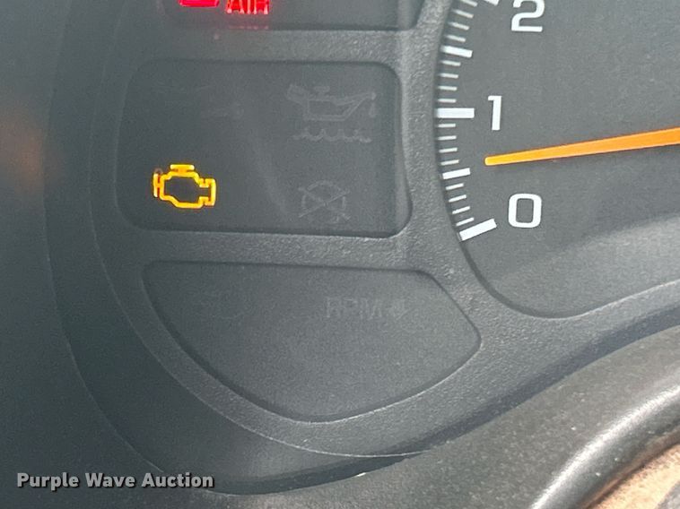 image for item DI7977 2003 Chevrolet C7500  propane delivery truck