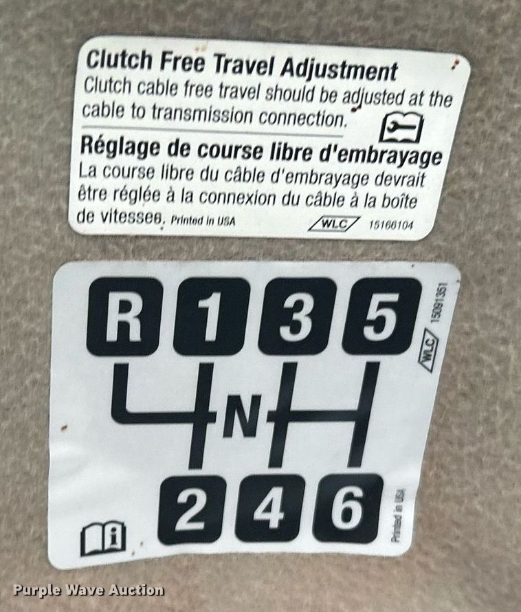 image for item DI7977 2003 Chevrolet C7500  propane delivery truck