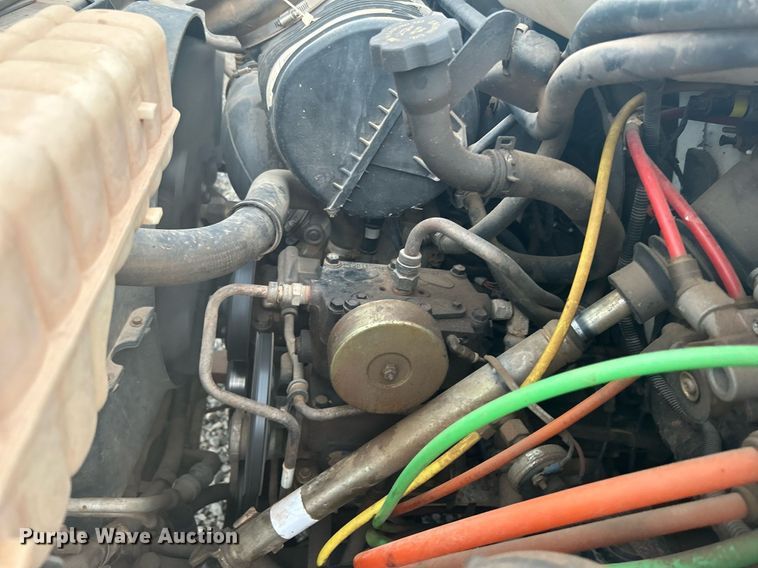 image for item DI7977 2003 Chevrolet C7500  propane delivery truck