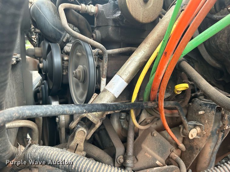 image for item DI7977 2003 Chevrolet C7500  propane delivery truck