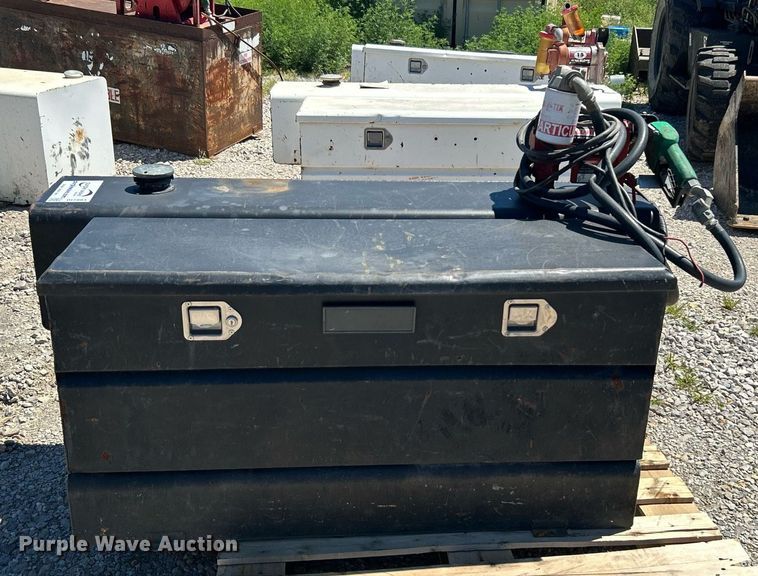 image for item DI7993 (3) auxiliary fuel tanks/toolboxes