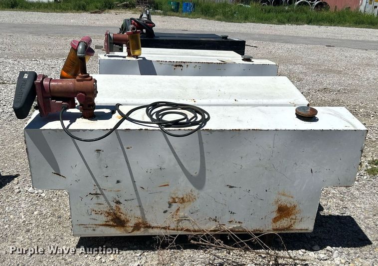 image for item DI7993 (3) auxiliary fuel tanks/toolboxes