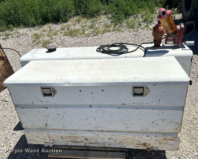 image for item DI7993 (3) auxiliary fuel tanks/toolboxes