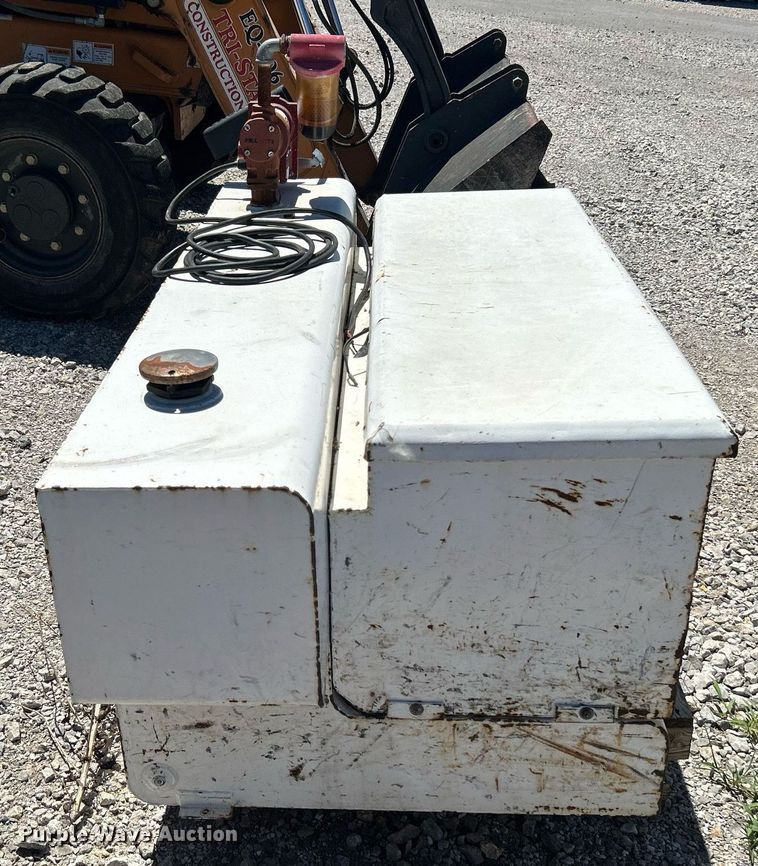 image for item DI7993 (3) auxiliary fuel tanks/toolboxes