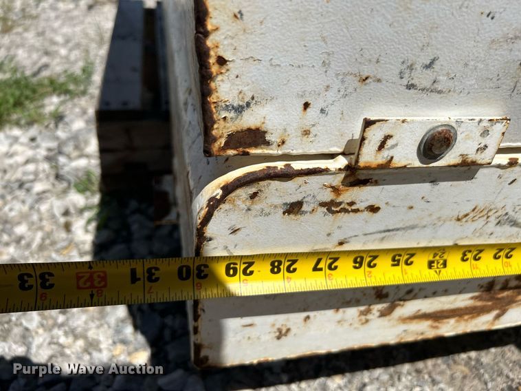 image for item DI7993 (3) auxiliary fuel tanks/toolboxes