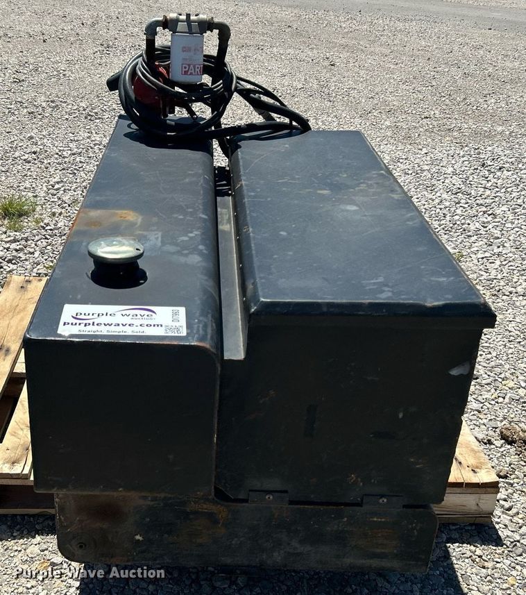 image for item DI7993 (3) auxiliary fuel tanks/toolboxes