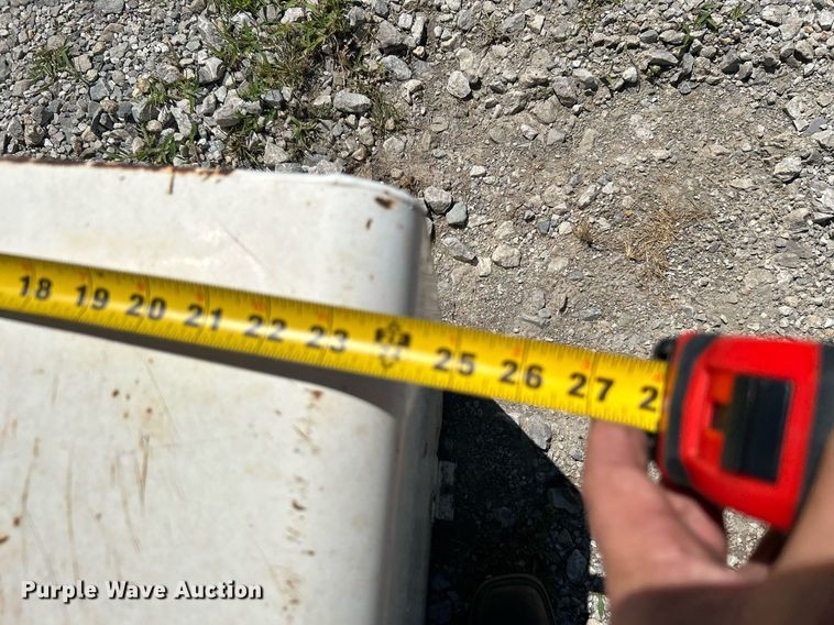 image for item DI7994 (3) auxiliary fuel tanks