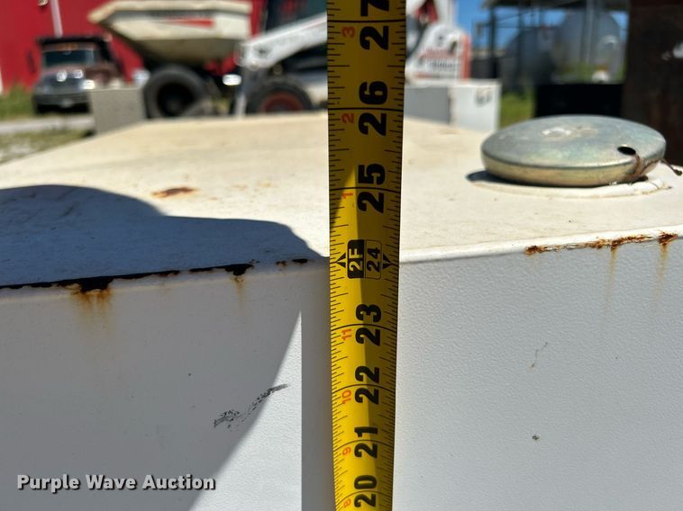 image for item DI7994 (3) auxiliary fuel tanks