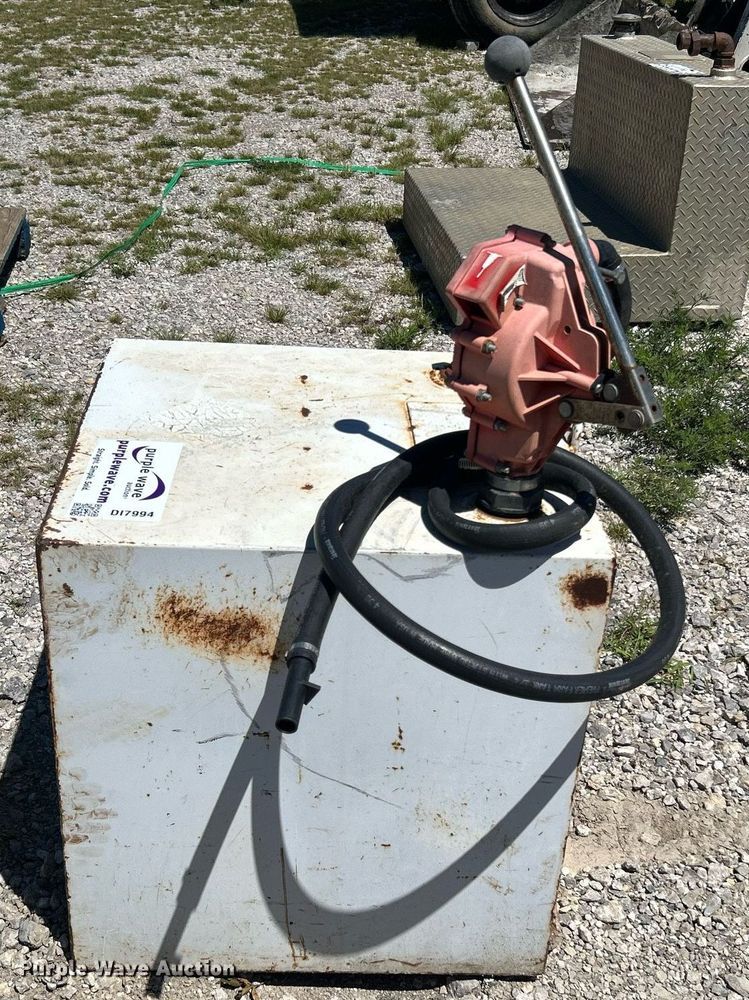 image for item DI7994 (3) auxiliary fuel tanks