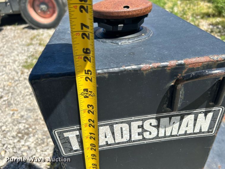 image for item DI7995 (3) L-shaped auxiliary fuel tanks