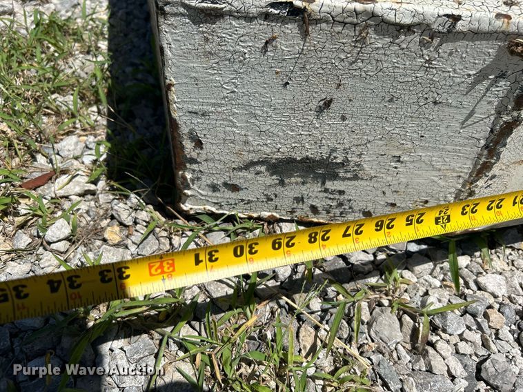 image for item DI7995 (3) L-shaped auxiliary fuel tanks