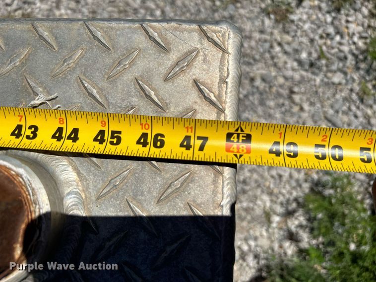 image for item DI7995 (3) L-shaped auxiliary fuel tanks