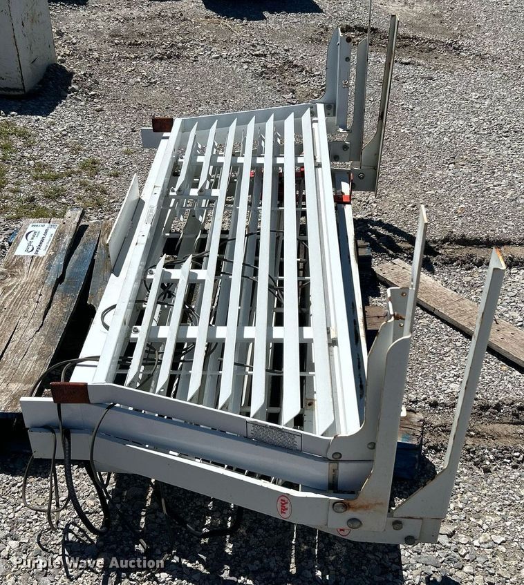 image for item DI7996 (4) headache racks