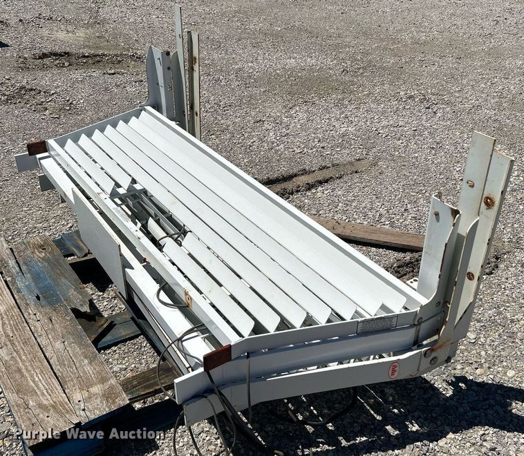 image for item DI7996 (4) headache racks