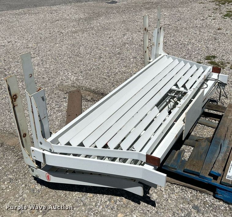 image for item DI7996 (4) headache racks