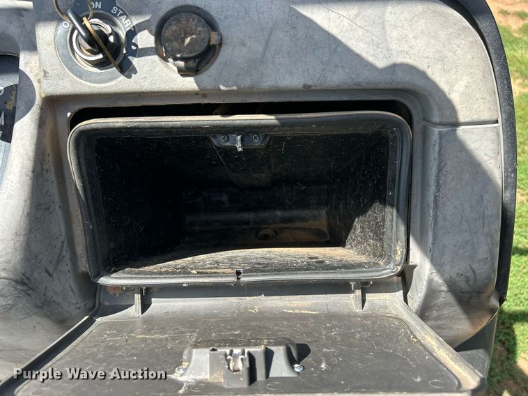 image for item DI7997 2012 Kawasaki KAF400D Mule 610 XC  utility vehicle