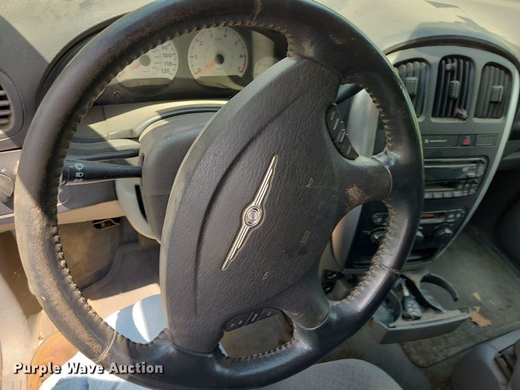 image for item DK1971 2005 Chrysler Town & County Touring  van