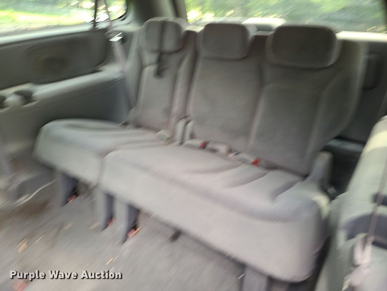 image for item DK1971 2005 Chrysler Town & County Touring  van