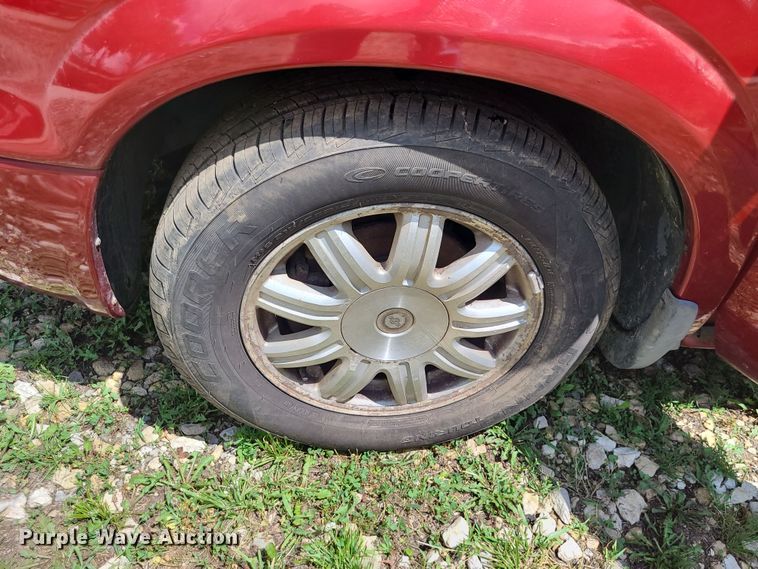 image for item DK1971 2005 Chrysler Town & County Touring  van