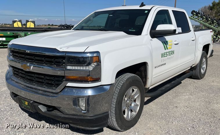 image for item DK2484 2016 Chevrolet Silverado 1500  Crew Cab pickup truck