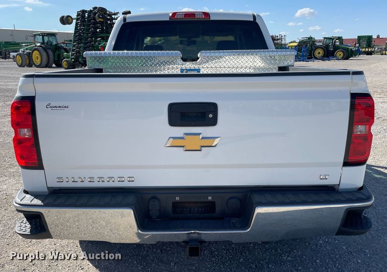 image for item DK2484 2016 Chevrolet Silverado 1500  Crew Cab pickup truck
