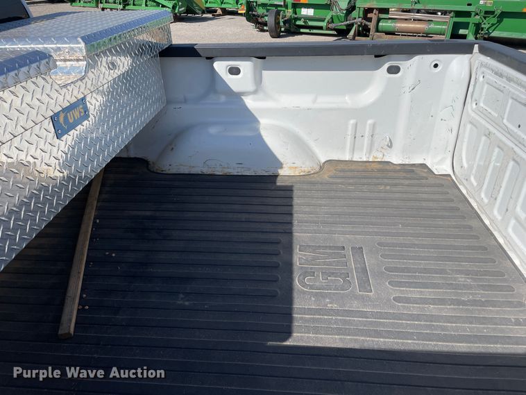 image for item DK2484 2016 Chevrolet Silverado 1500  Crew Cab pickup truck