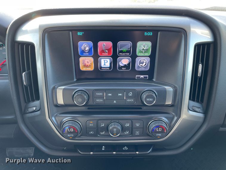 image for item DK2484 2016 Chevrolet Silverado 1500  Crew Cab pickup truck