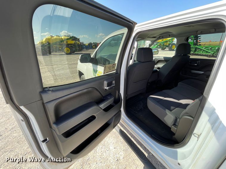 image for item DK2484 2016 Chevrolet Silverado 1500  Crew Cab pickup truck