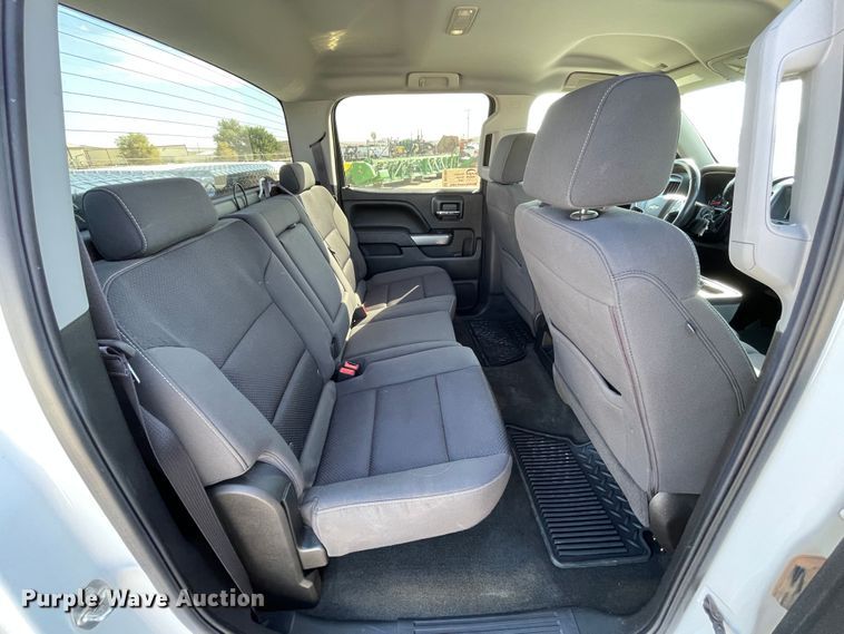 image for item DK2484 2016 Chevrolet Silverado 1500  Crew Cab pickup truck