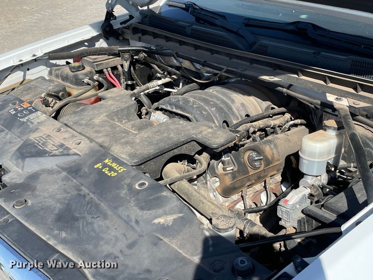 image for item DK2484 2016 Chevrolet Silverado 1500  Crew Cab pickup truck