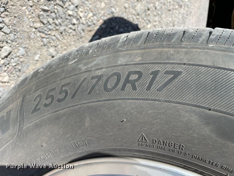 image for item DK2484 2016 Chevrolet Silverado 1500  Crew Cab pickup truck