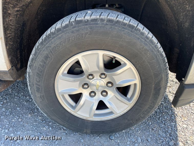 image for item DK2484 2016 Chevrolet Silverado 1500  Crew Cab pickup truck