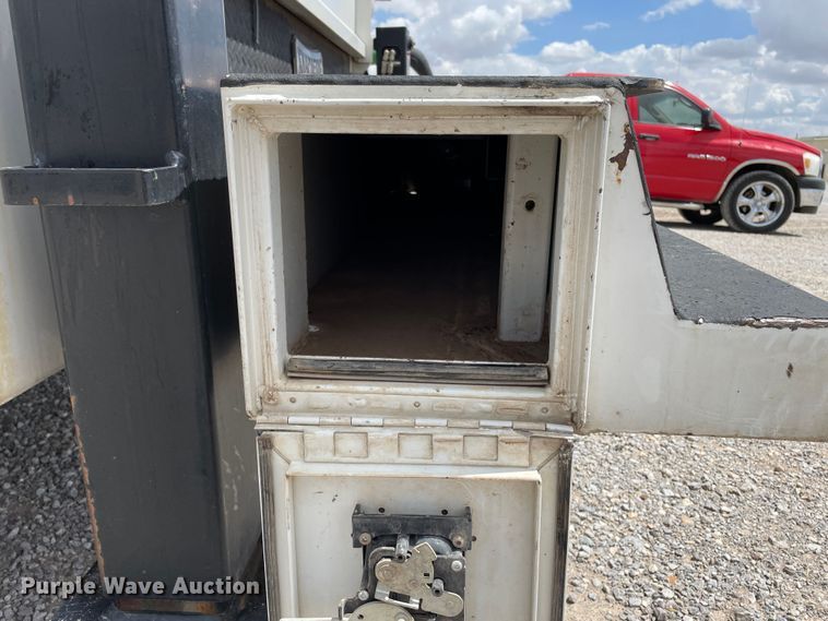 image for item DK2488 2017 Ford F550  SuperCab utility / service truck