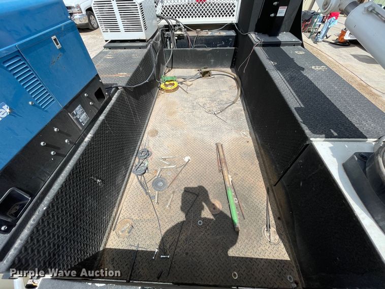 image for item DK2488 2017 Ford F550  SuperCab utility / service truck