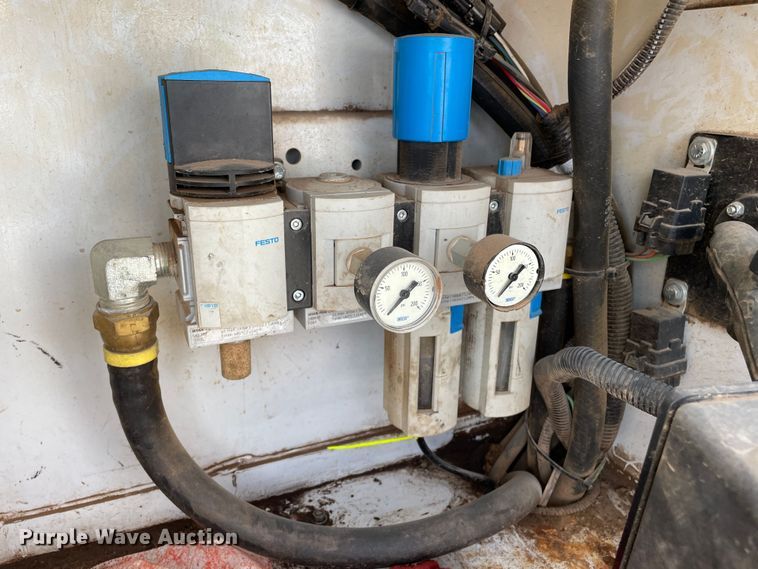 image for item DK2488 2017 Ford F550  SuperCab utility / service truck