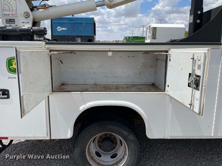 image for item DK2488 2017 Ford F550  SuperCab utility / service truck