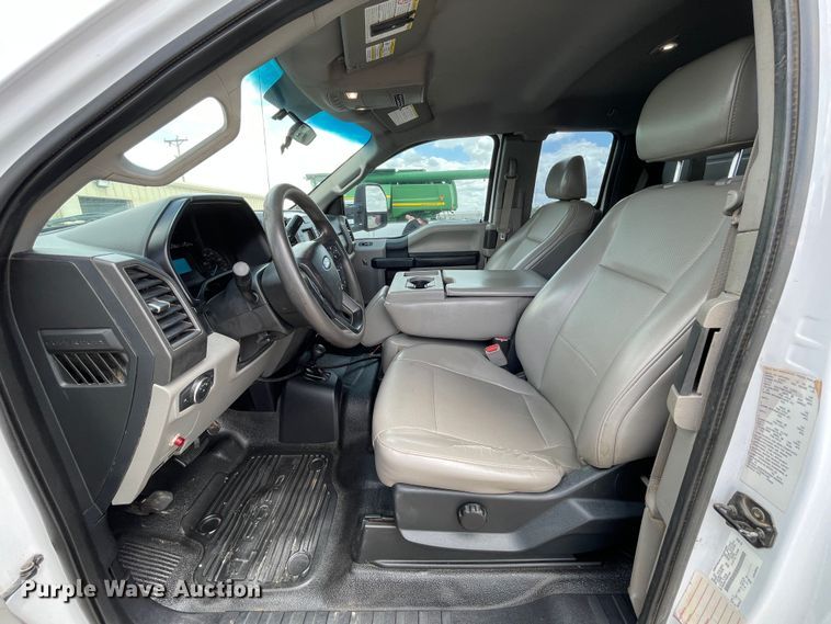 image for item DK2488 2017 Ford F550  SuperCab utility / service truck