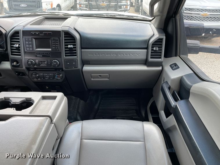 image for item DK2488 2017 Ford F550  SuperCab utility / service truck