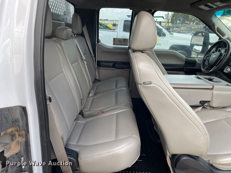 image for item DK2488 2017 Ford F550  SuperCab utility / service truck