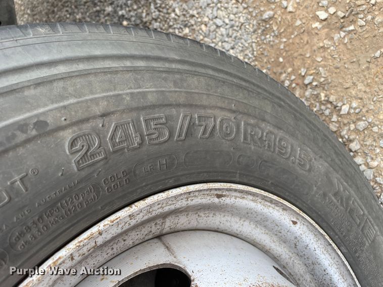 image for item DK2488 2017 Ford F550  SuperCab utility / service truck