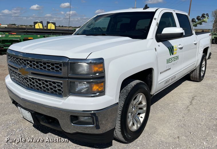 image for item DK2491 2015 Chevrolet Silverado 1500  Crew Cab pickup truck