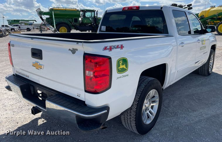 image for item DK2491 2015 Chevrolet Silverado 1500  Crew Cab pickup truck