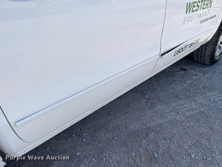 image for item DK2491 2015 Chevrolet Silverado 1500  Crew Cab pickup truck