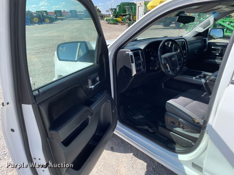 image for item DK2491 2015 Chevrolet Silverado 1500  Crew Cab pickup truck