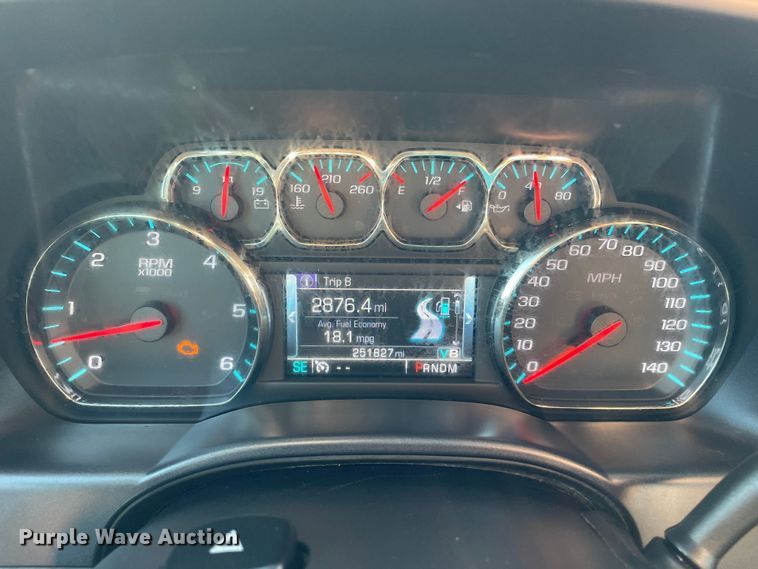 image for item DK2491 2015 Chevrolet Silverado 1500  Crew Cab pickup truck