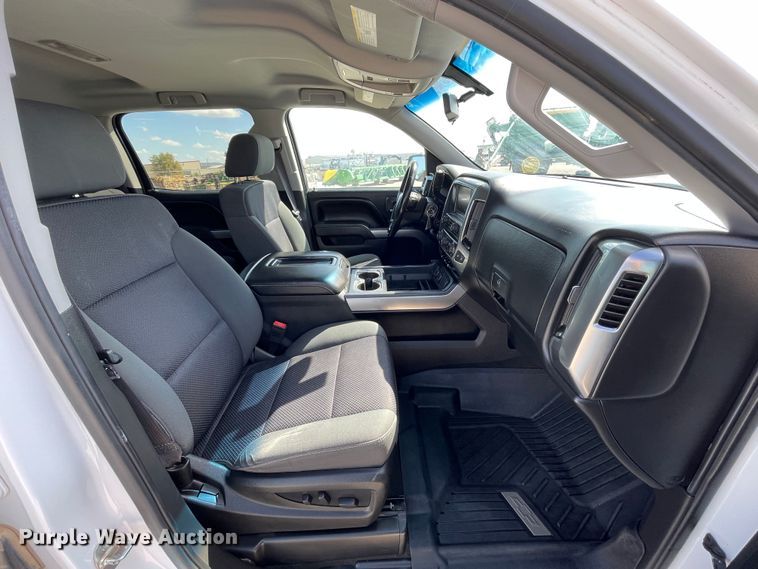 image for item DK2491 2015 Chevrolet Silverado 1500  Crew Cab pickup truck