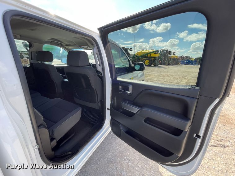 image for item DK2491 2015 Chevrolet Silverado 1500  Crew Cab pickup truck