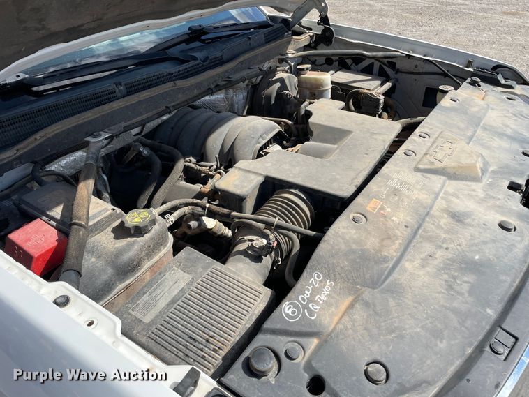 image for item DK2491 2015 Chevrolet Silverado 1500  Crew Cab pickup truck